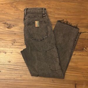Women’s Straight Leg Jeans in Washed Black - Brand Unknown